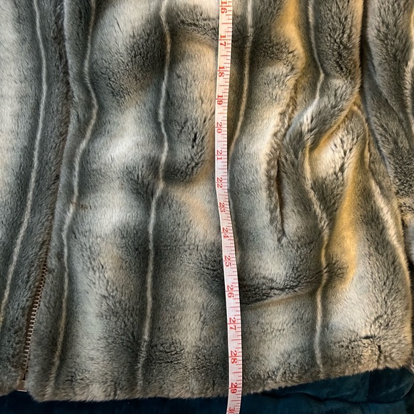 Faux fur green longline hooded oversized coat size L fall winter party holiday - Picture 9 of 9